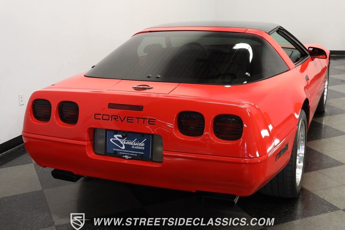 Chevrolet-Corvette-Coupe-1994-Red-Red-132911-9