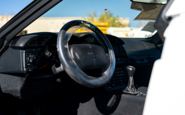 Chevrolet-Corvette-Coupe-1995-White-Black-61-14