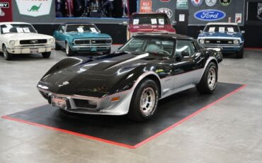 Chevrolet-Corvette-Indianapolis-500-Pace-Car-Edition-Coupe-1978-Black-Gray-0-1