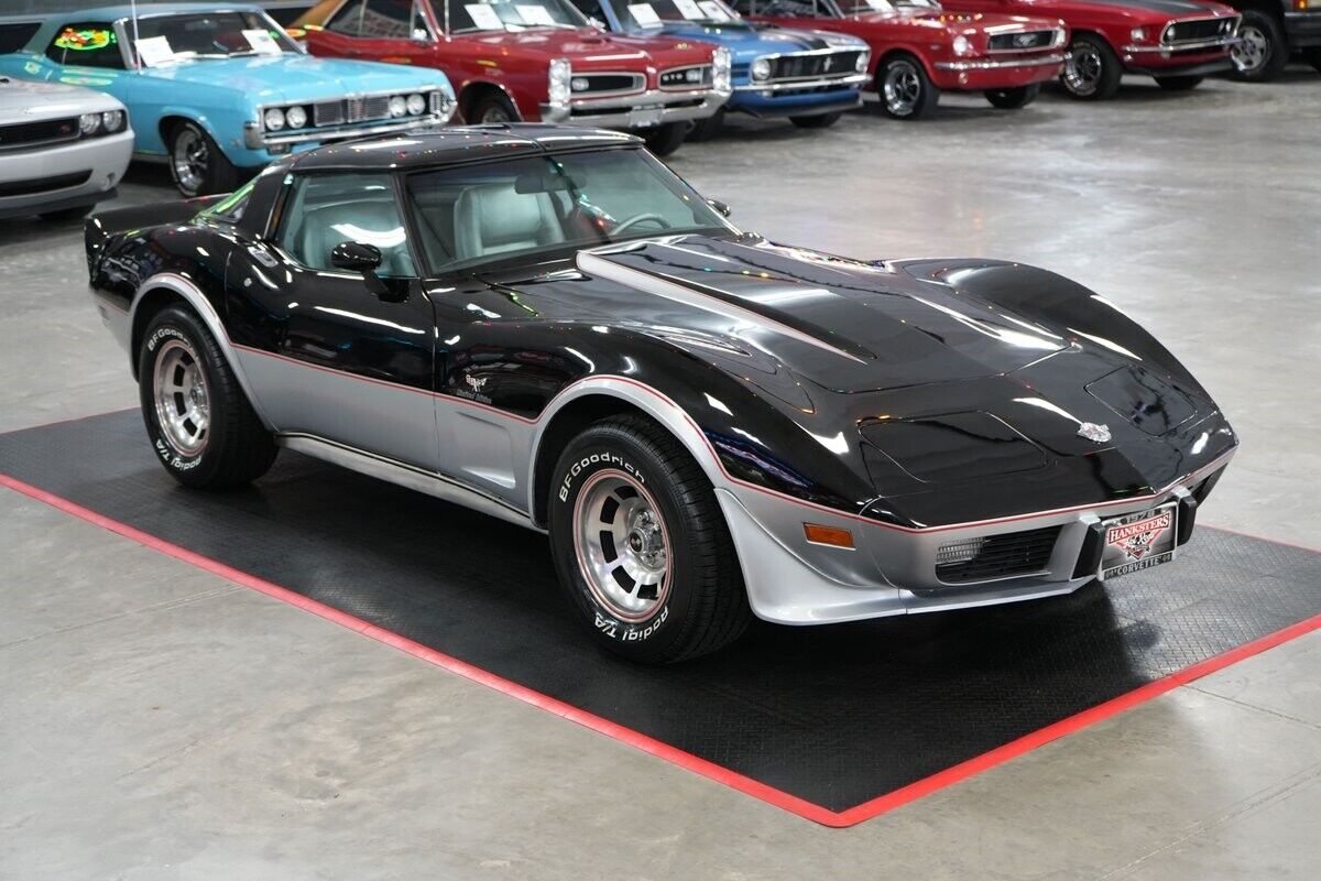 Chevrolet-Corvette-Indianapolis-500-Pace-Car-Edition-Coupe-1978-Black-Gray-0-16