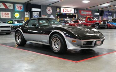 Chevrolet-Corvette-Indianapolis-500-Pace-Car-Edition-Coupe-1978-Black-Gray-0-24