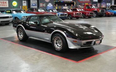 Chevrolet-Corvette-Indianapolis-500-Pace-Car-Edition-Coupe-1978-Black-Gray-0-7