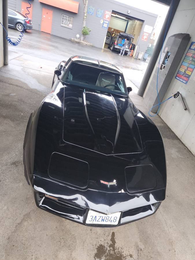 Chevrolet-Corvette-convertible-1981-178815-9