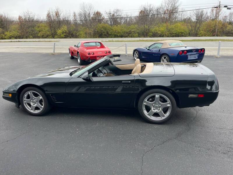 Chevrolet-Corvette-convertible-1995-black-61155-3