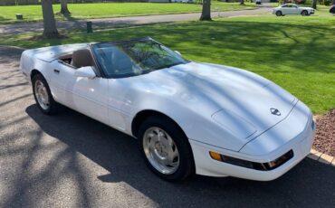 Chevrolet-Corvette-convertible-1995-white-41360-9