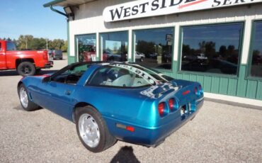 Chevrolet-Corvette-corvette-amp-convertible-1995-custom-69089-7