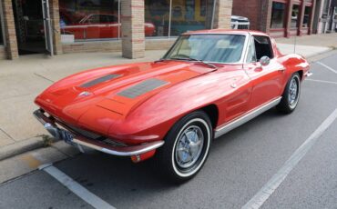 Chevrolet-Corvette-coupe-1963-red-79538