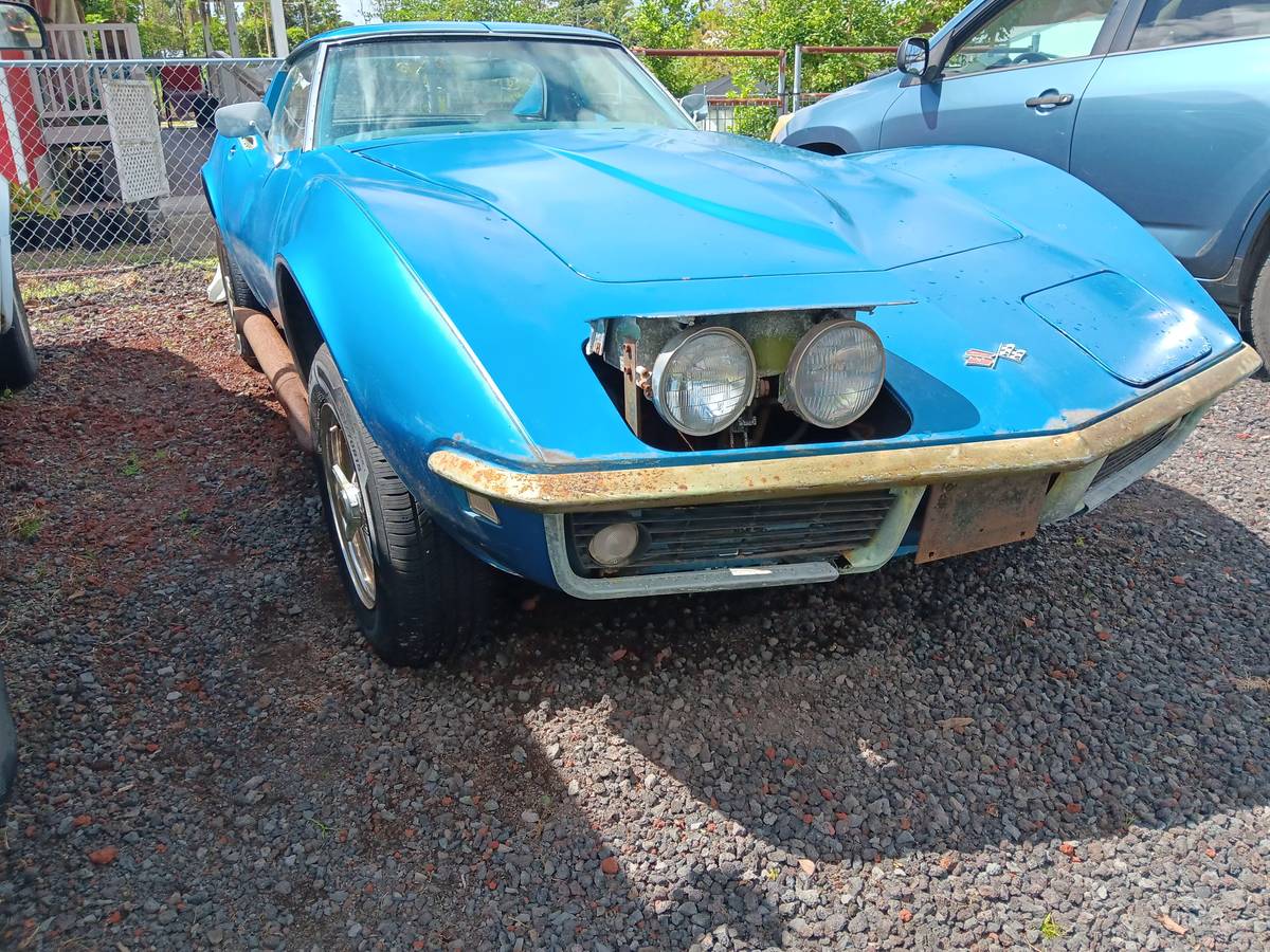 Chevrolet-Corvette-coupe-1968-blue-128747-1