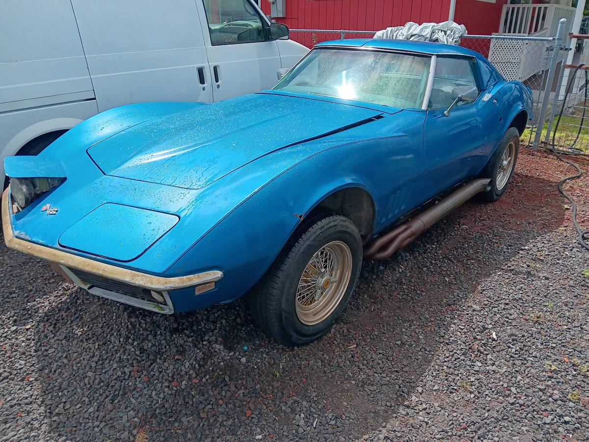 Chevrolet-Corvette-coupe-1968-blue-128747