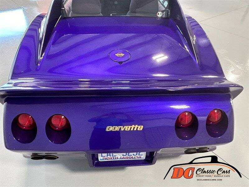 Chevrolet-Corvette-custom-coupe-1977-purple-72205-14