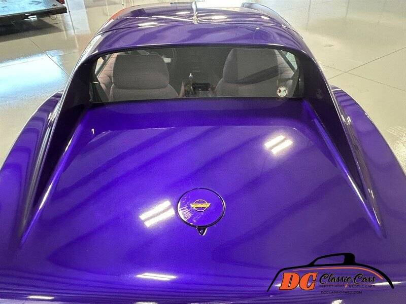 Chevrolet-Corvette-custom-coupe-1977-purple-72205-15