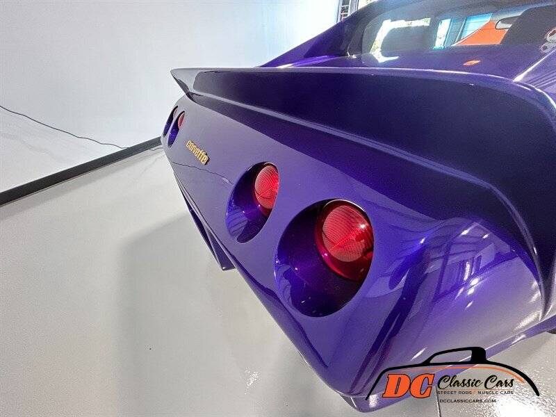 Chevrolet-Corvette-custom-coupe-1977-purple-72205-17