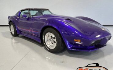 Chevrolet-Corvette-custom-coupe-1977-purple-72205