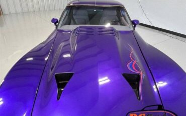 Chevrolet-Corvette-custom-coupe-1977-purple-72205-9