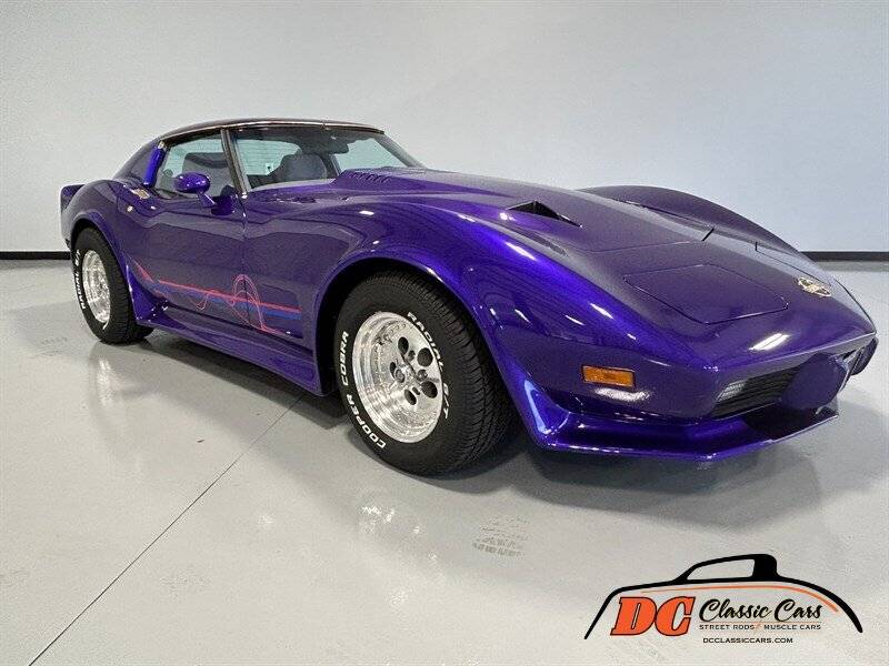 Chevrolet-Corvette-custom-coupe-1977-purple-72205