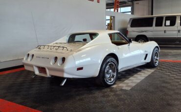 Chevrolet-Corvette-stingray-1974-white-85828-11