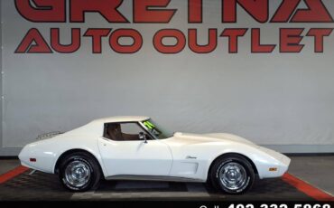 Chevrolet-Corvette-stingray-1974-white-85828