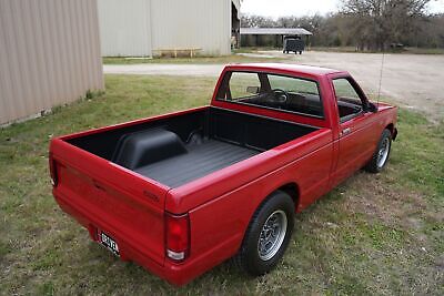 Chevrolet-Custom-Pickup-1989-Red-Red-194769-5