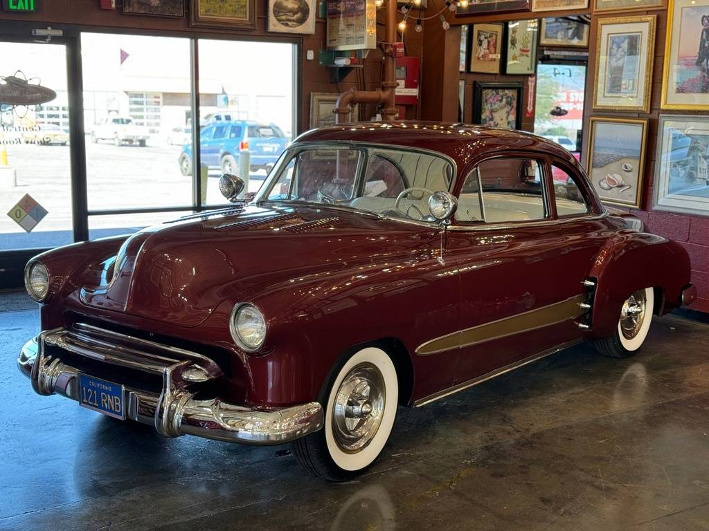 Chevrolet-Custom-coupe-1950-red-89835-1