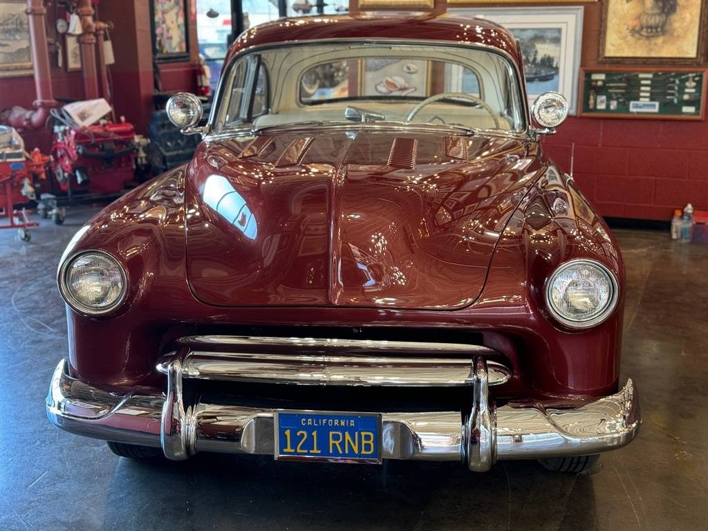 Chevrolet-Custom-coupe-1950-red-89835-2