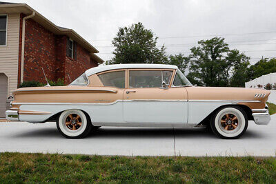 Chevrolet-Del-Ray-Coupe-1958-Black-Tan-60272-8