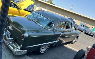 Chevrolet-Deluxe-88-Berline-1953-Green-86905-2