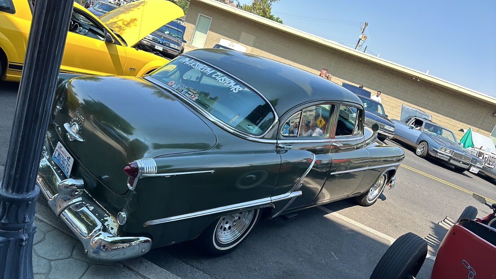 Chevrolet-Deluxe-88-Berline-1953-Green-86905-2