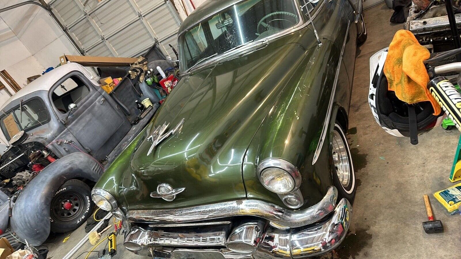 Chevrolet-Deluxe-88-Berline-1953-Green-86905-3