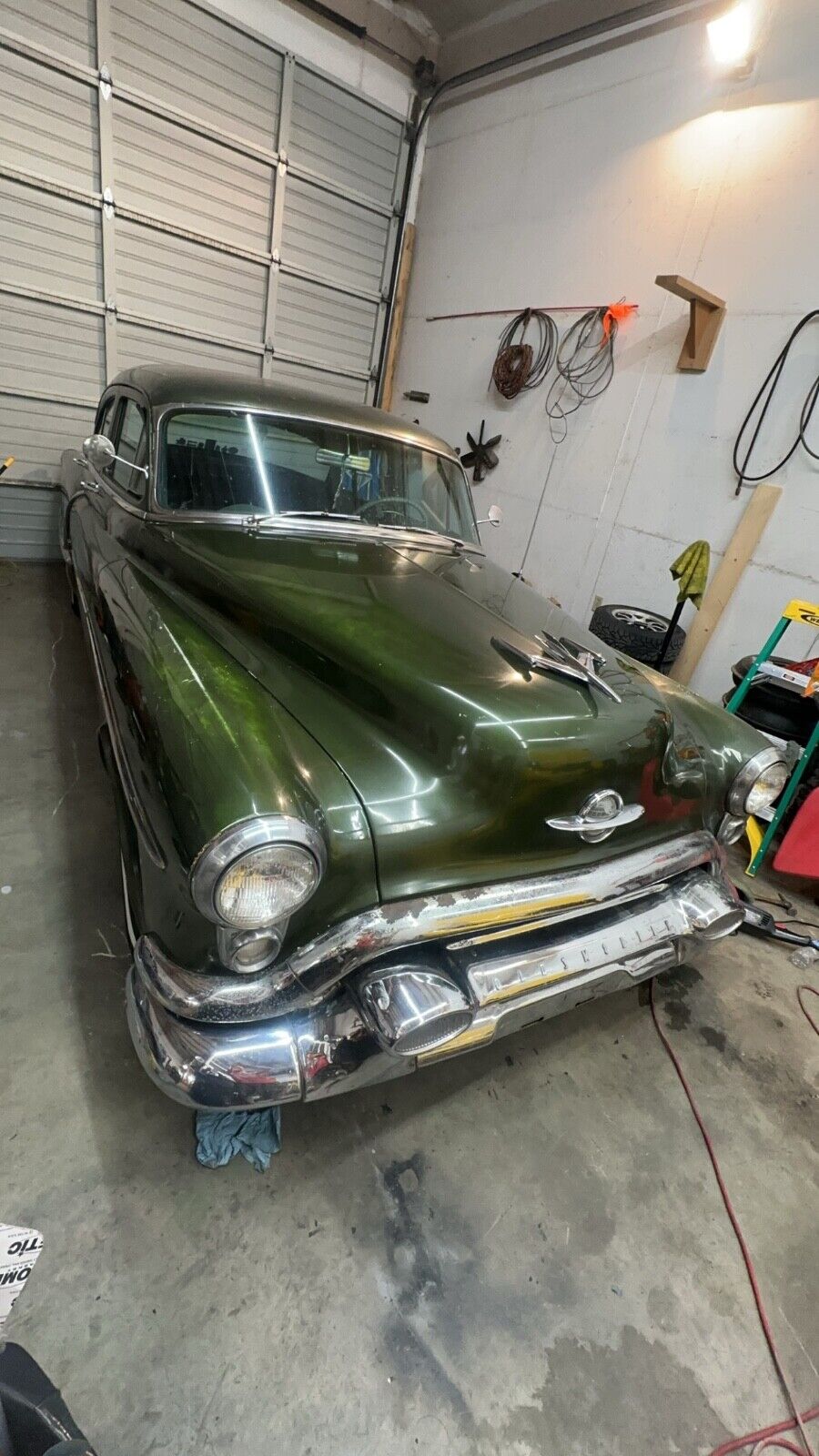 Chevrolet-Deluxe-88-Berline-1953-Green-86905-4