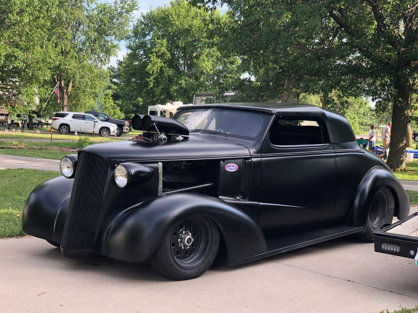 Chevrolet-Deluxe-Coupe-1938-Black-Black-1609-6