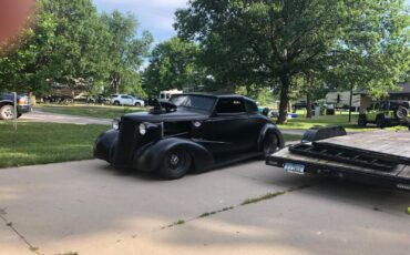 Chevrolet-Deluxe-Coupe-1938-Black-Black-1609-8