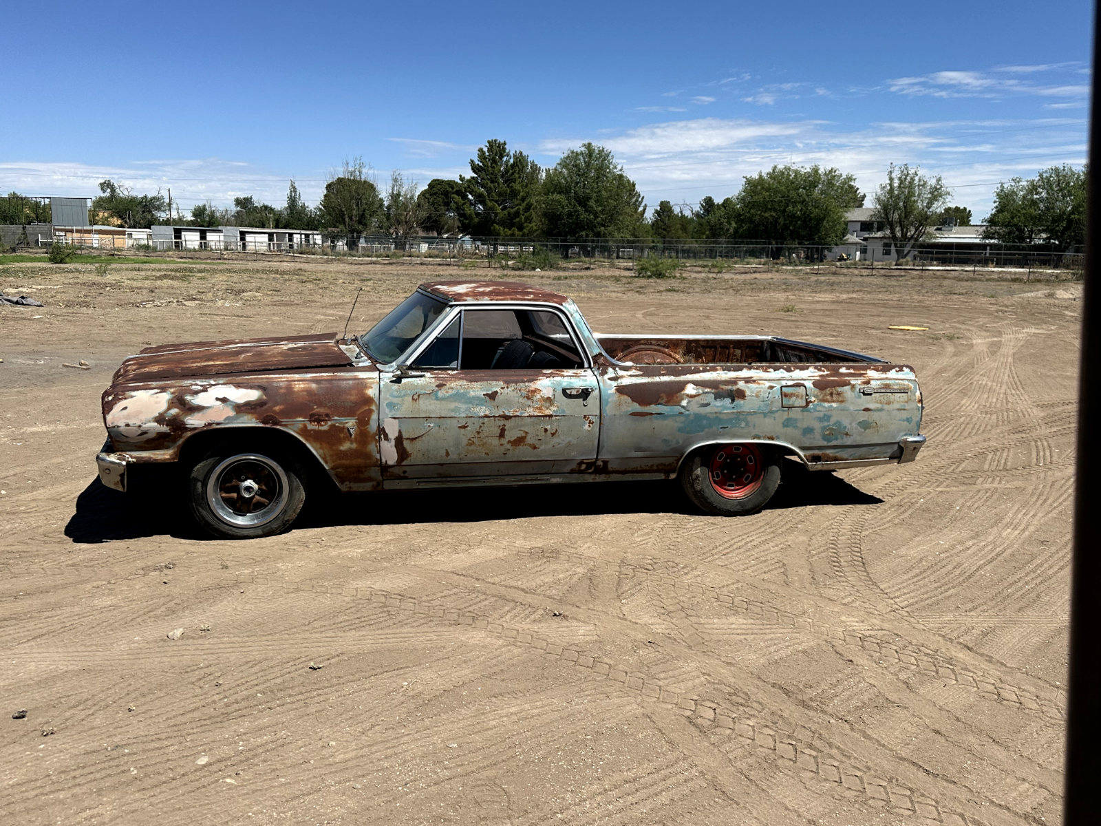 Chevrolet-El-Camino-1964-160934-3