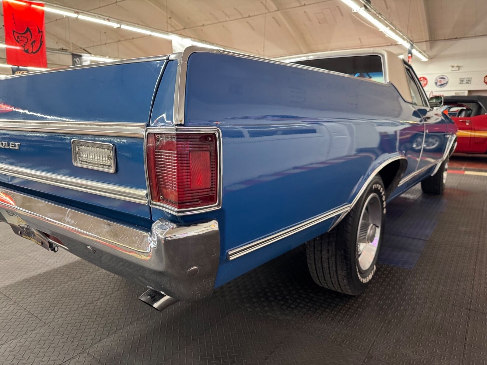 Chevrolet-El-Camino-1972-Blue-Black-119111-29