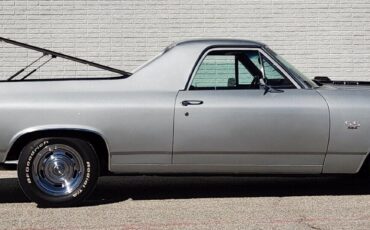 Chevrolet-El-Camino-1972-Silver-Red-85181-2