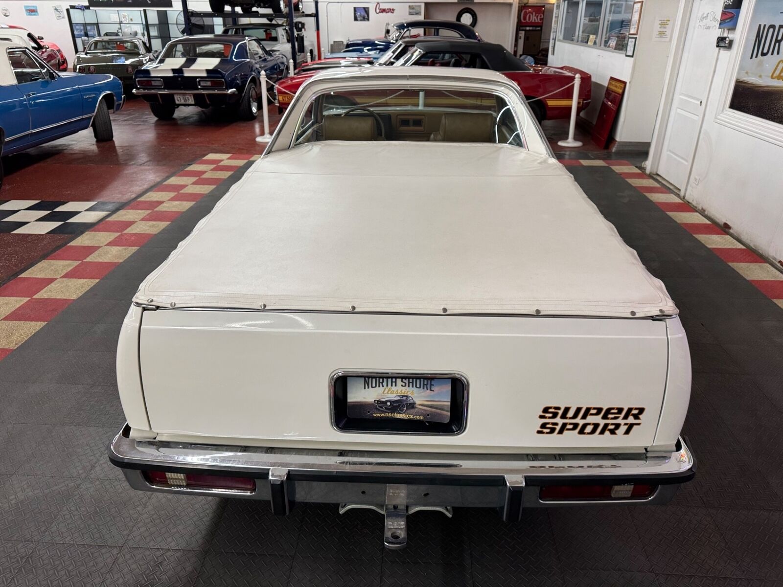 Chevrolet-El-Camino-1978-White-Tan-90167-12