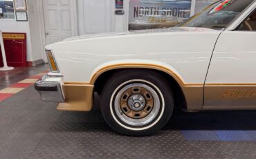 Chevrolet-El-Camino-1978-White-Tan-90167-18