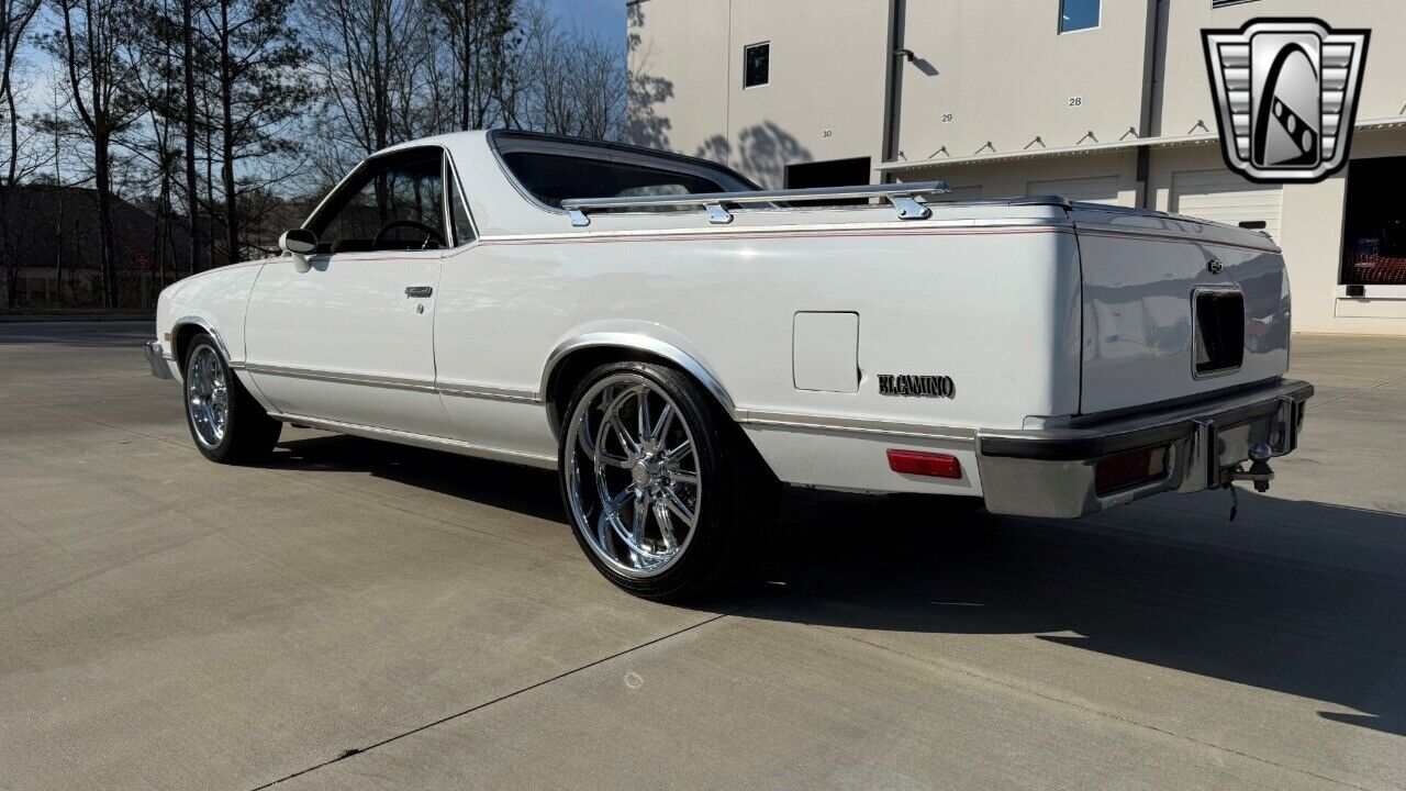 Chevrolet-El-Camino-Cabriolet-1984-White-Brown-83884-4