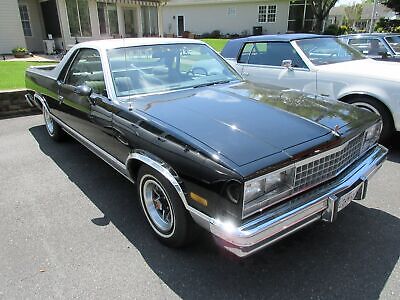 Chevrolet-El-Camino-Pickup-1984-Black-Gray-28444-7