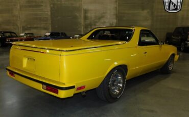 Chevrolet-El-Camino-Pickup-1986-Yellow-Gray-155857-5