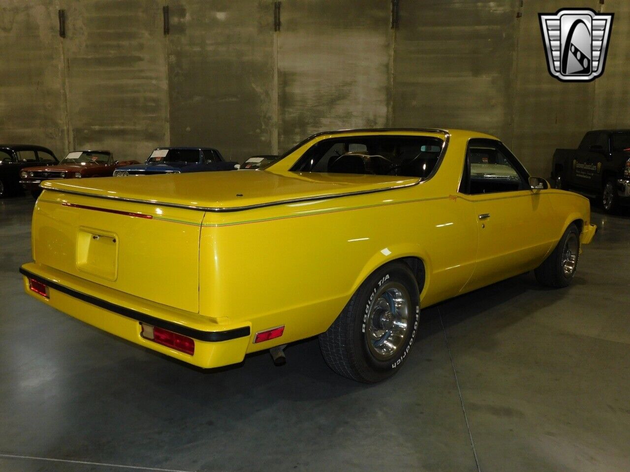 Chevrolet-El-Camino-Pickup-1986-Yellow-Gray-155857-5