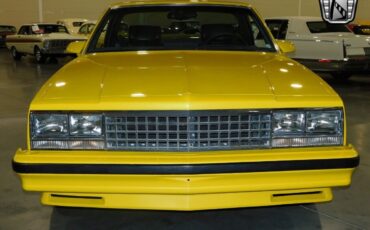 Chevrolet-El-Camino-Pickup-1986-Yellow-Gray-155857-8