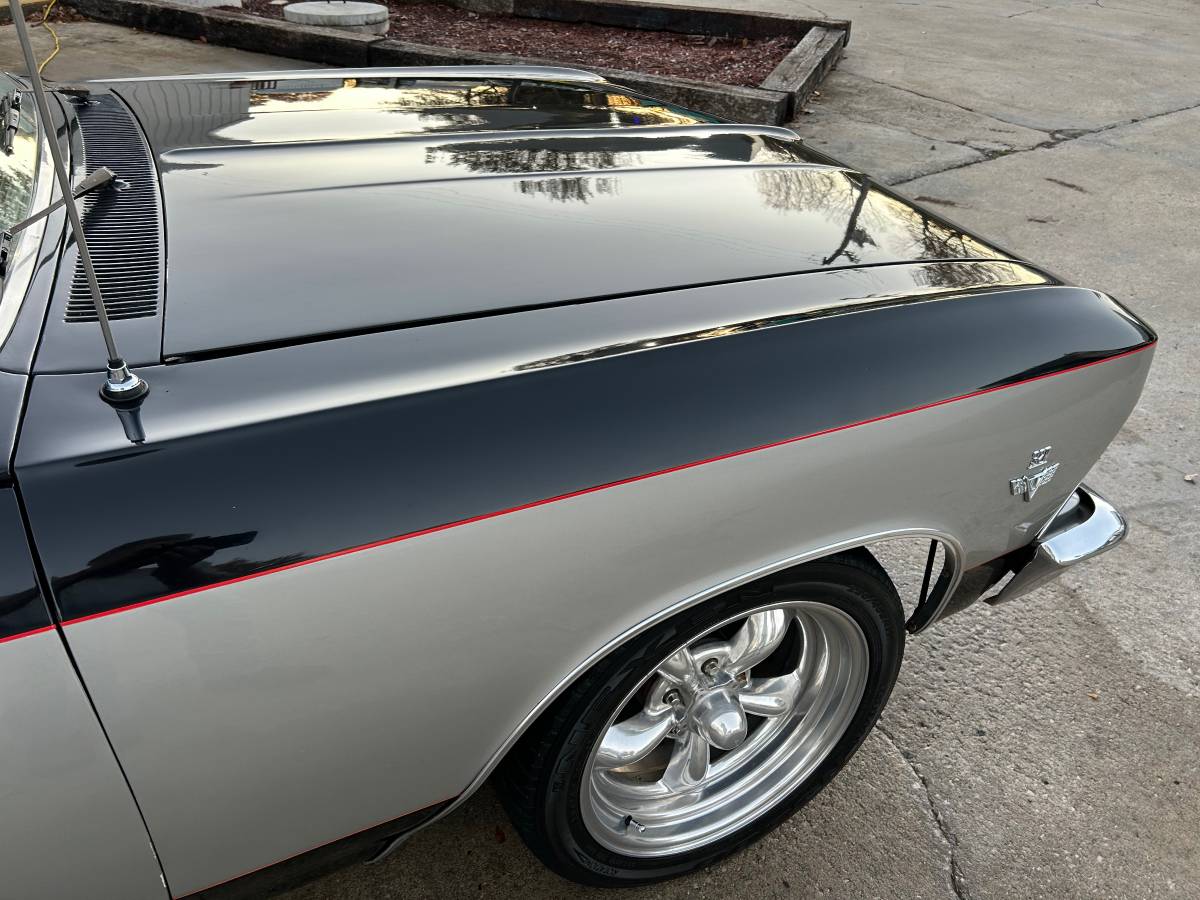 Chevrolet-El-camino-1966-111849-13