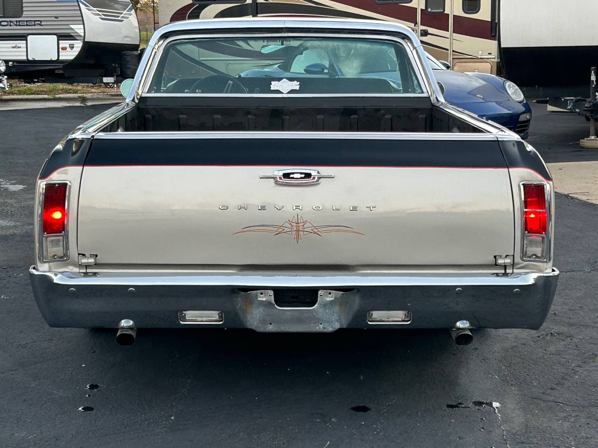 Chevrolet-El-camino-1966-111849-7