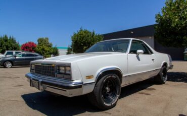 Chevrolet-El-camino-1985-white-932371-2