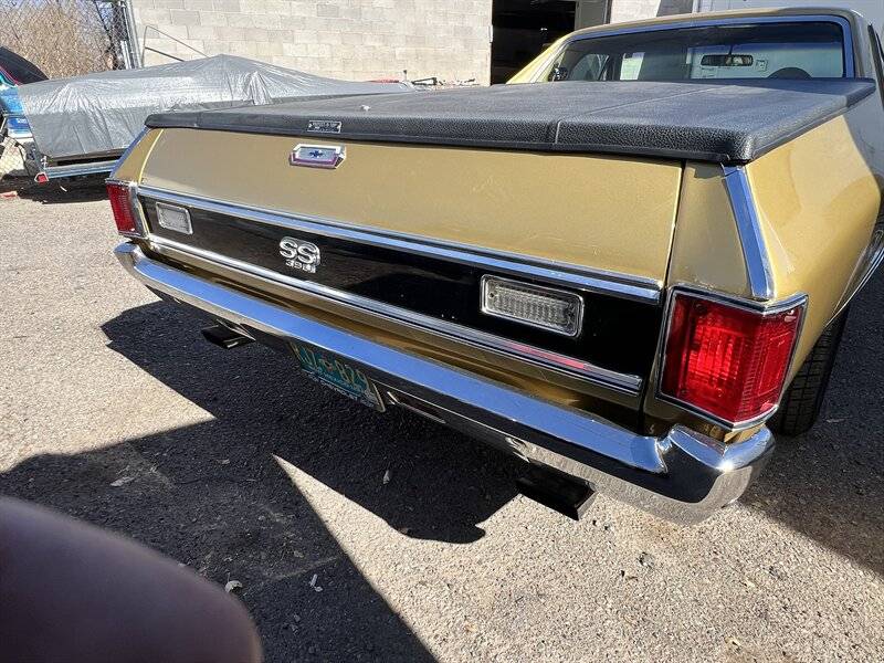 Chevrolet-El-camino-ss-396-1970-custom-34322-18