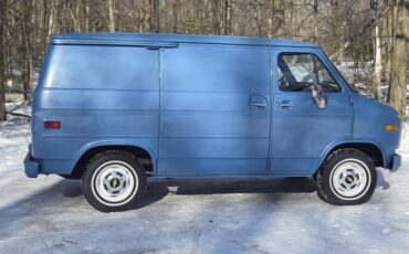 Chevrolet-G10-van-1983-blue-127138-1