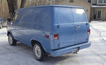 Chevrolet-G10-van-1983-blue-127138-2