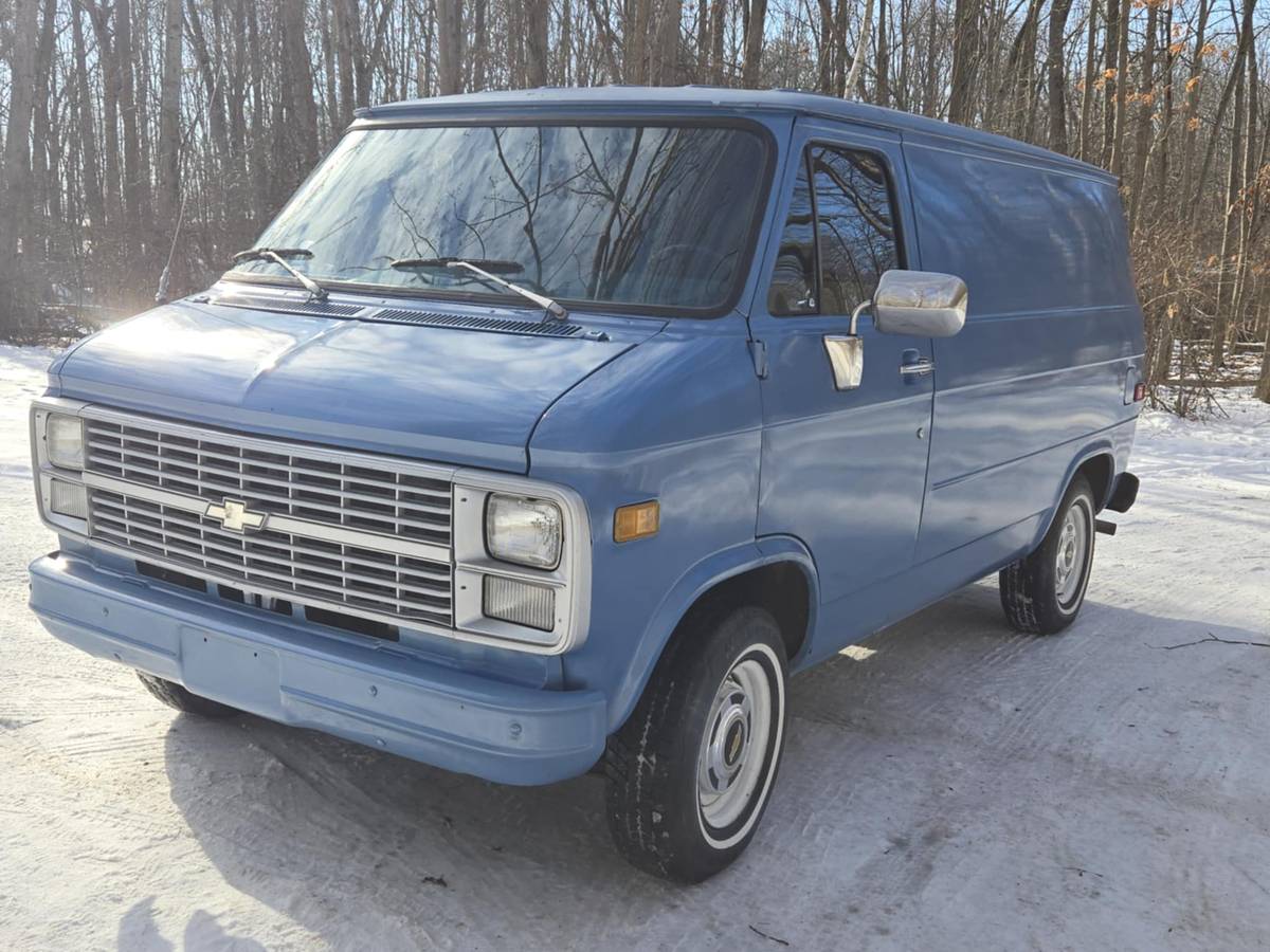 Chevrolet-G10-van-1983-blue-127138-3