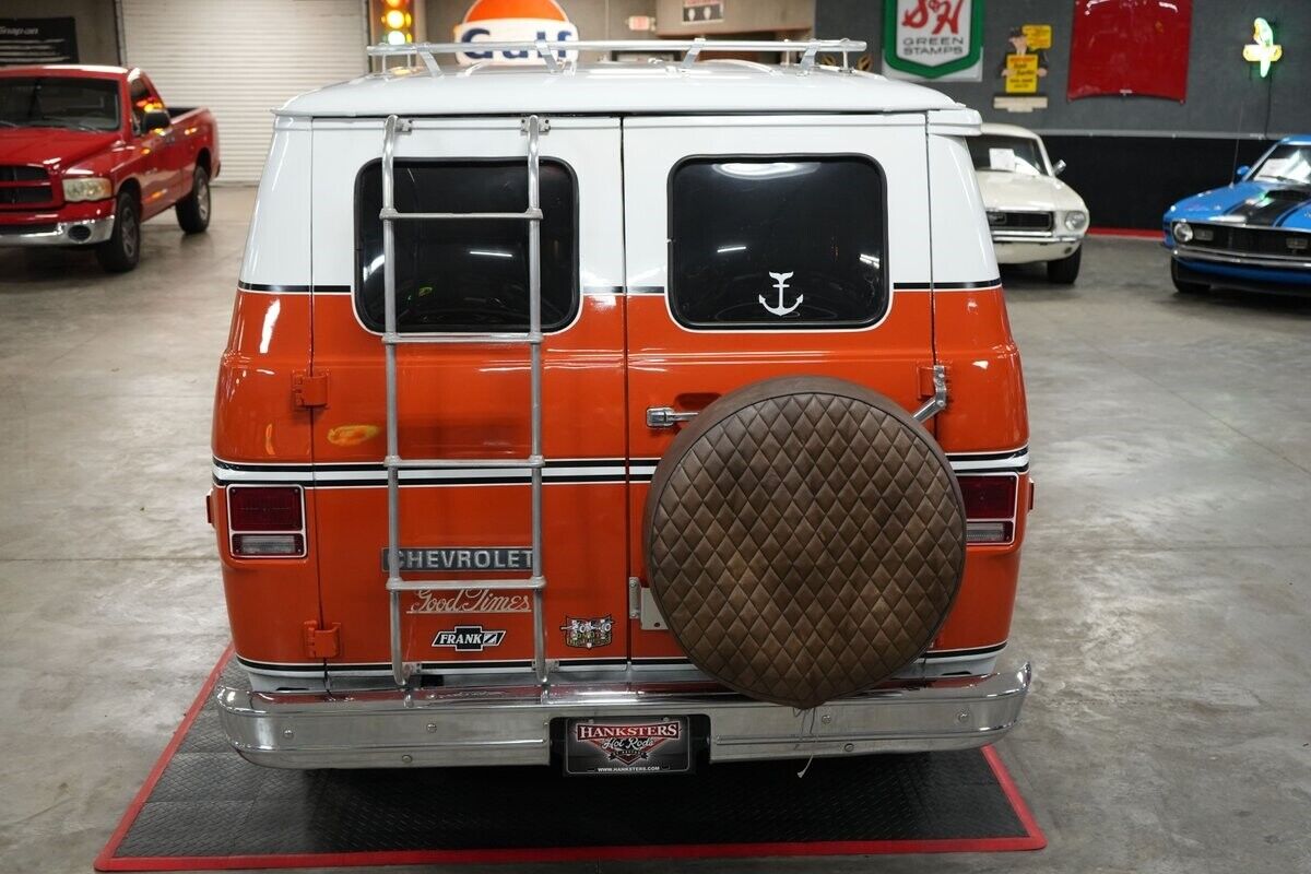 Chevrolet-G20-Good-Times-AJ-Foyt-Coyote-Edition-Van-1978-Orange-Orange-0-13