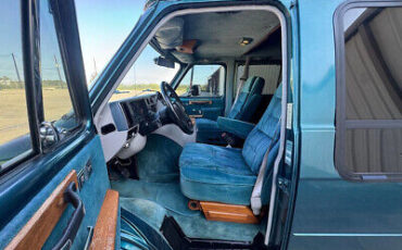 Chevrolet-G20-Van-Van-1992-Blue-Blue-171838-10